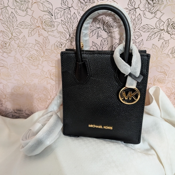 Michael Kors Black Handbag - Picture 1 of 5